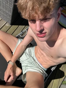 Trying to make a smile face while looking at the sun wasn t a best