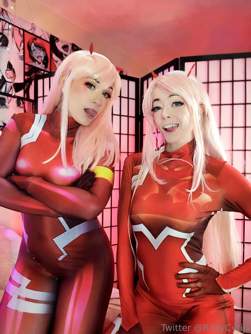 It s a new cosplay double zero two with chibi_cyriis 