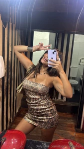 Caught myself looking good so i had to share you think i am hot if you