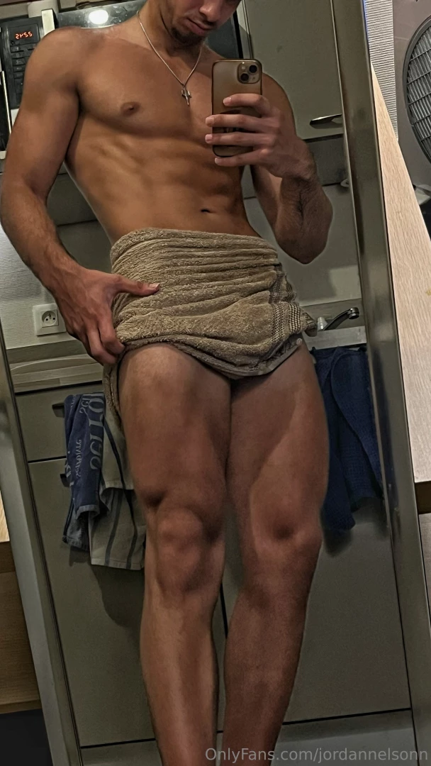 Would you sneak peek under the towel 