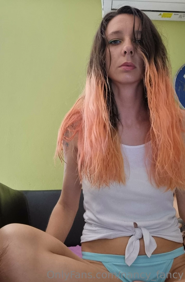 Getting ready for couple stream https chaturbate com p hornyfoxytail 