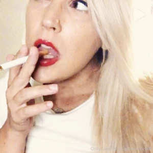 Contest it s easy too the first person to inbox me an amazon gift card