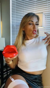 Miniskirt toys and capri mentholcigarettes smokingfetish onlyfans if part 1