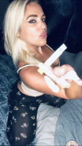 Wana drag off my cigarettes babe