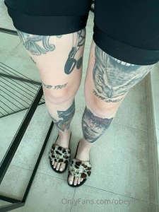 Fresh pedicure swipe to see amp close up then send to cover it part 1