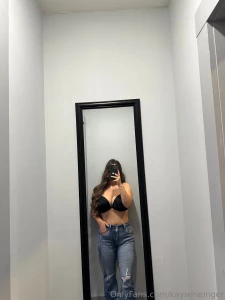 Getting ready for the day what are u guys doing today