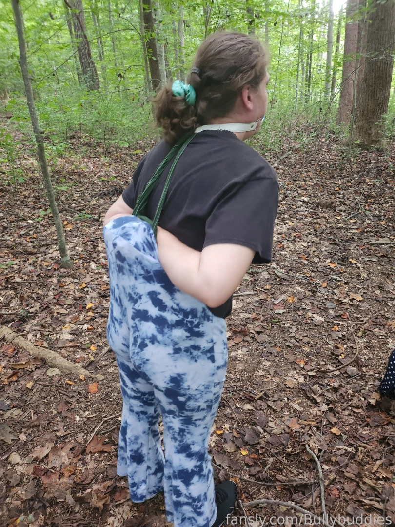 Went on a hike with my friend sassy and it didn t end well for my part 2 