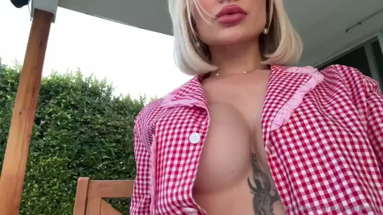 Brand new at an airbnb in palm springs and i was feeling horny the 