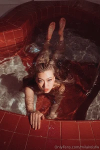 Imagine me looking up at you mouth wide begging for more