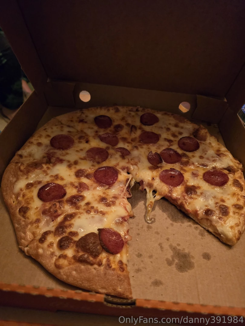 I ve been a really today pay for my pizza please whilst i edit all the 