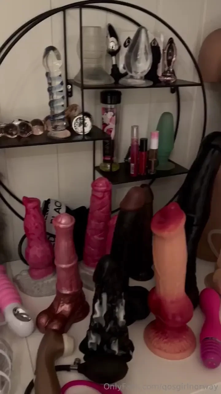 Hvilken dildo eller plugg kunne du tenke deg se meg leke med send en 