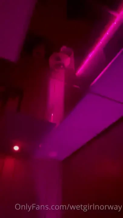 Vi var p paradise fetish og swingersclub i i amsterdam vi hadde sex i part 1 