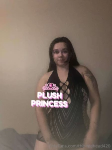 Would you smash or pass this collage whore plush_princess_vip