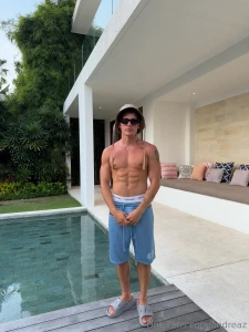 Bet you weren t ready for this kind of distraction don t worry there s