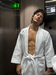 If this elevator stops i know exactly what i want you to do next wanna