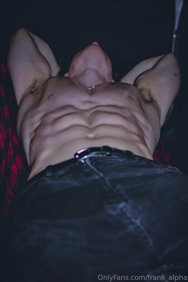 Caught myself looking too good to keep it to myself part 3 