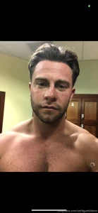 Who should i dress up as for halloween suggestions are welcome in my