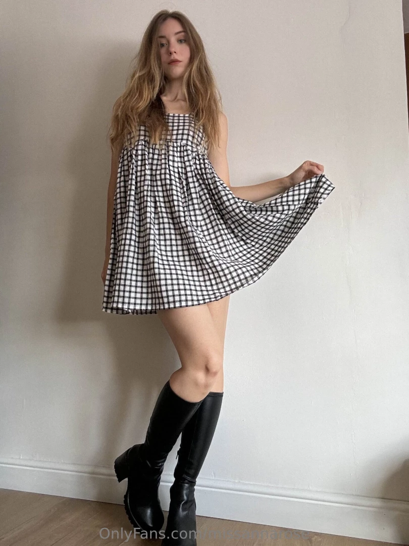 Is this dress and the boots a good combo 