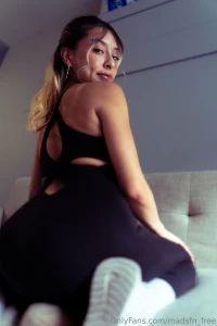 Can i sit on your face part 1162