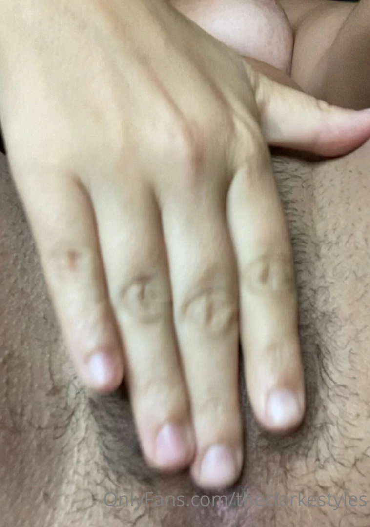 Very close up video of me playing with my natural pussy until i cum 