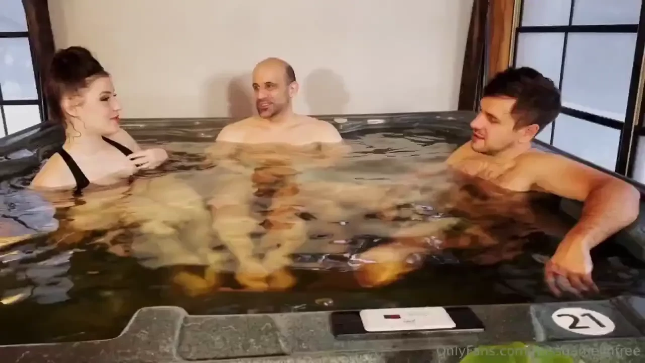 New mmf threesome out now i visited my gay couple at a beautiful 