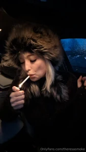 Today i smoke in the car the new video in your mailbox lt 3 enjoy it part 2
