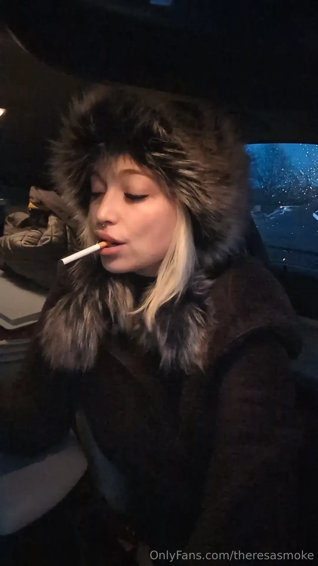 Today i smoke in the car the new video in your mailbox lt 3 enjoy it 