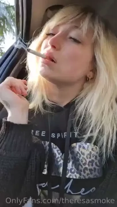 On the way to the doctor i smoke in my car i love to feel the morning 