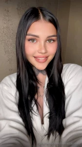 Laura_hasmarr has such a tight wet pussy do you want to see it part 378