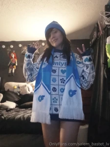 Wanna wear cozy sweaters watch christmas movies and drink hot cocoa part 2