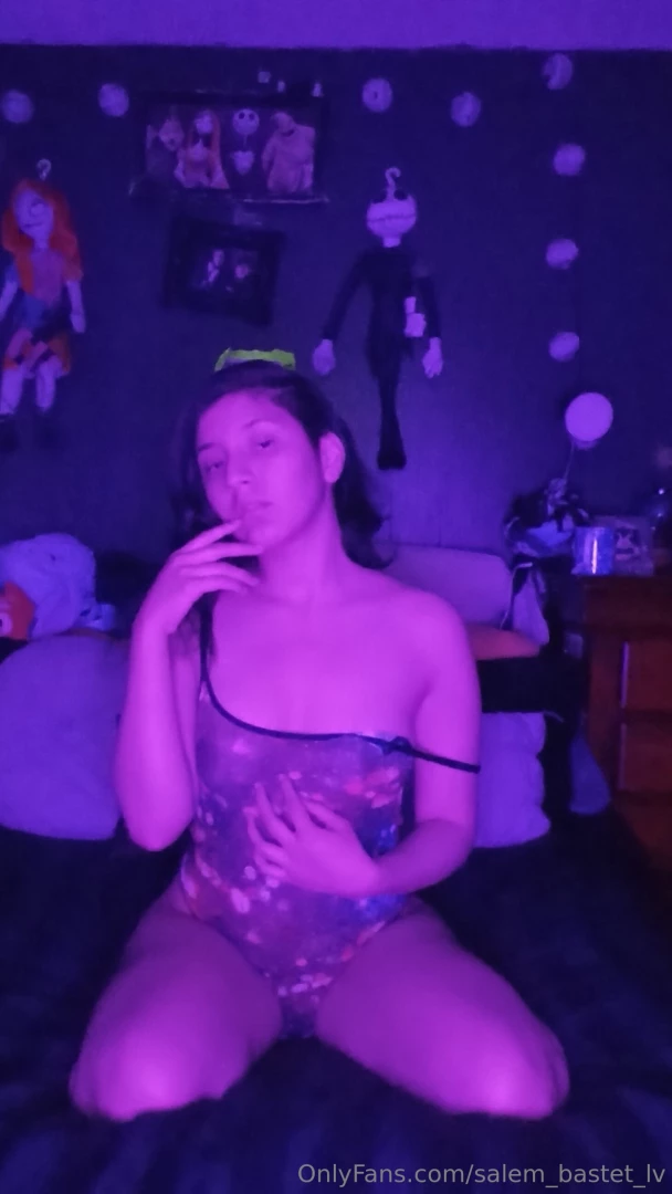 Paint neon on me and fool around under black light part 1 