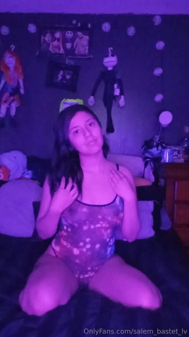 Paint neon on me and fool around under black light part 2 