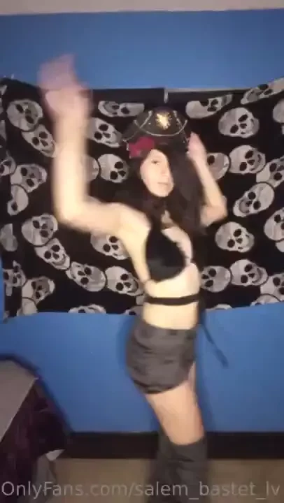 Little video of my outfit 