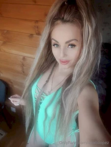 The divine milf elena_m from your fantasies will show you how deep you part 773