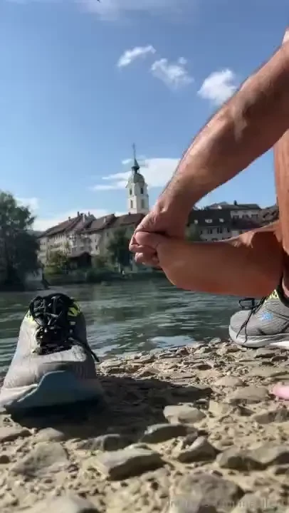 My sweaty feet before swimming 