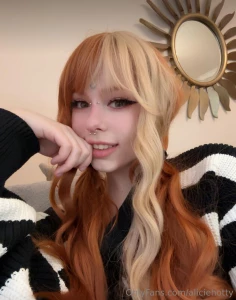 Hi lunaaablaze this is my friend she is very beautiful and wants hot part 153