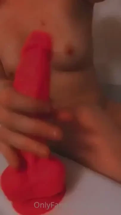 Hey i made this video about a week ago and sold it on my snapchat i 