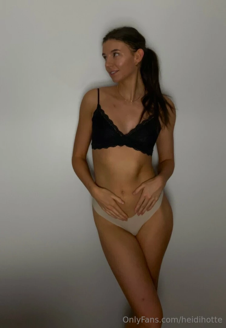 New hot nudes in your dms 