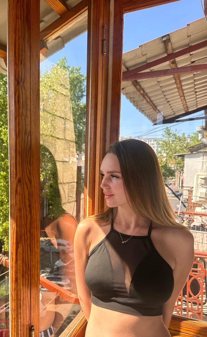 I love moments like this warm sun on my skin a soft breeze in the air 