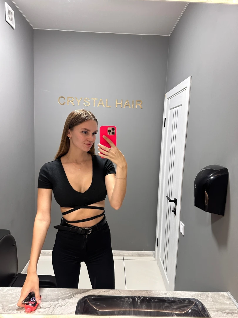 Lately i ve been walking around the city a lot it s very good for my 