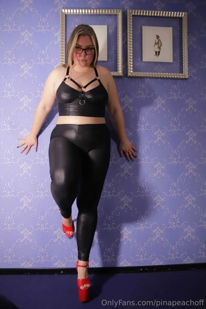 Guten morgen magst du es wenn ich lederleggins und hohe heels trage part 1 