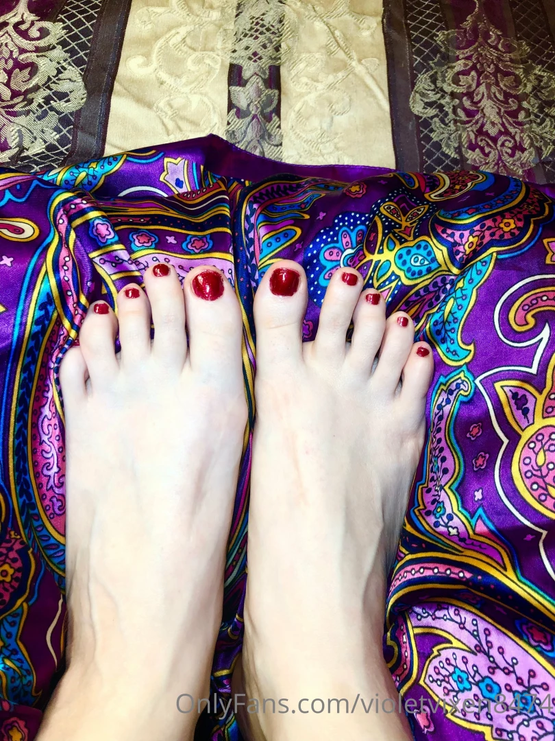 Fresh polish and i m loving the color 