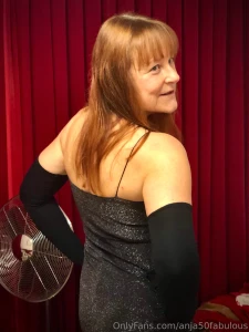 Merry christmas with or without the gloves part 3