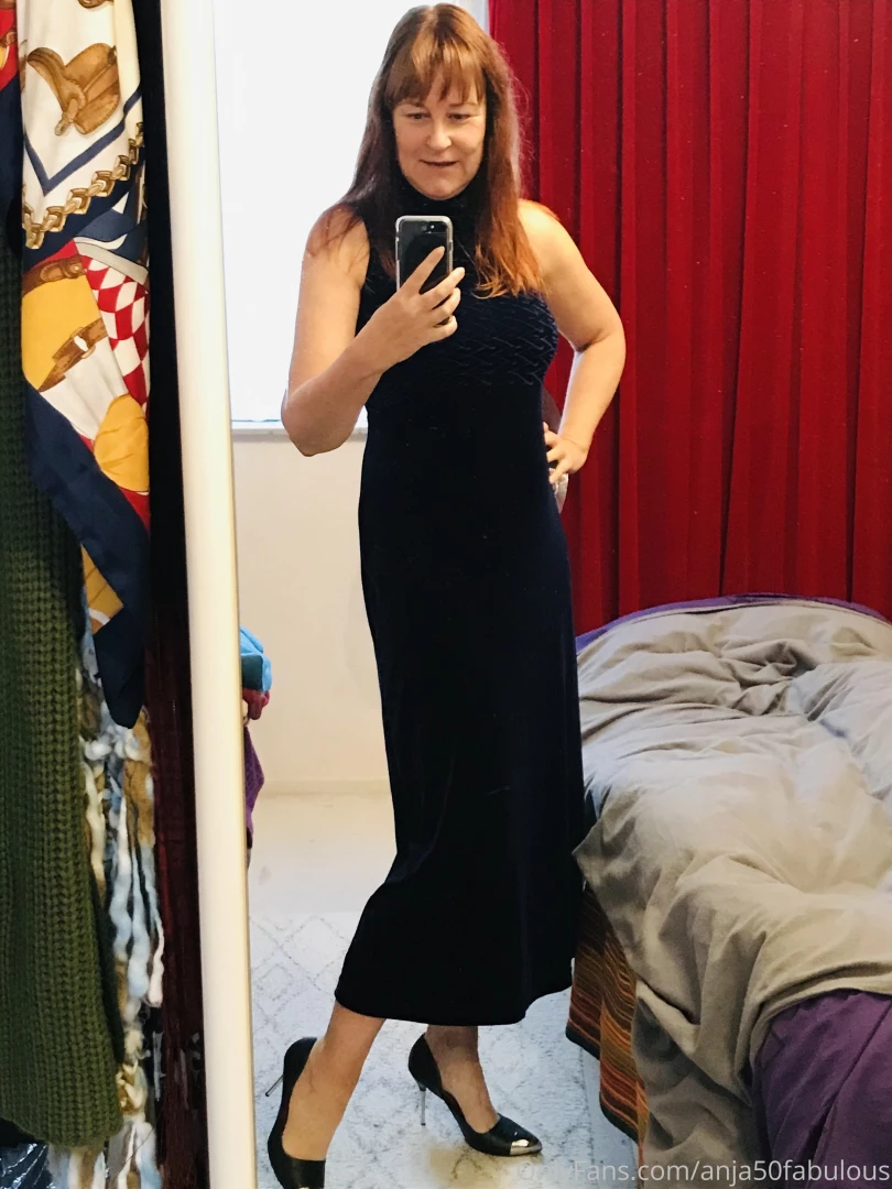 This dress for xmas part 2 