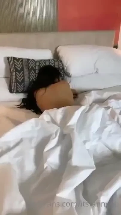 Lots of under the sheets how much do you like my 