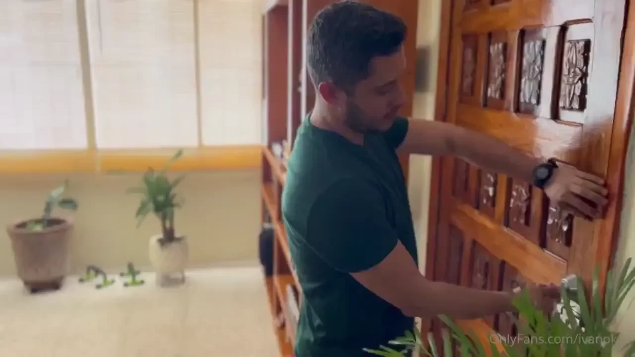 Que rico llegar del gym y darte un buen culito 