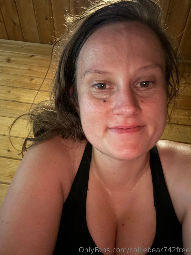 Come join me on my vip and get a free pussy playing video 