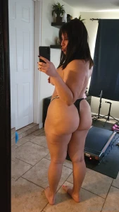 Would yall like if i add more pics like this