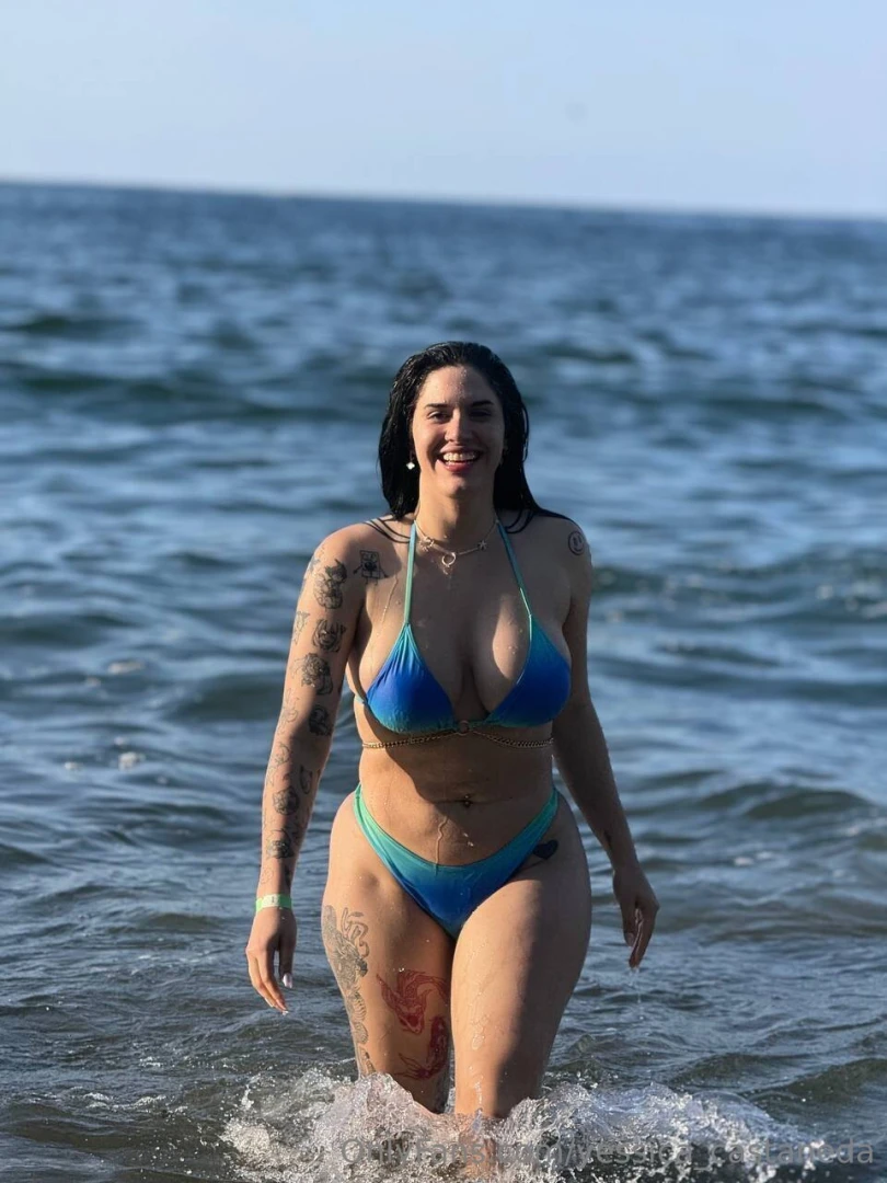 Estare regalando un video porno a unos de mis fans de mi onlyfans 