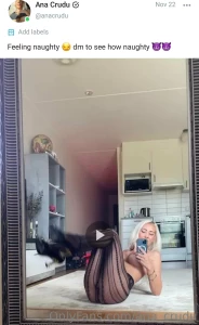 Daca vrei sa vezi multe video si poze sexy si hot te astept pe contul